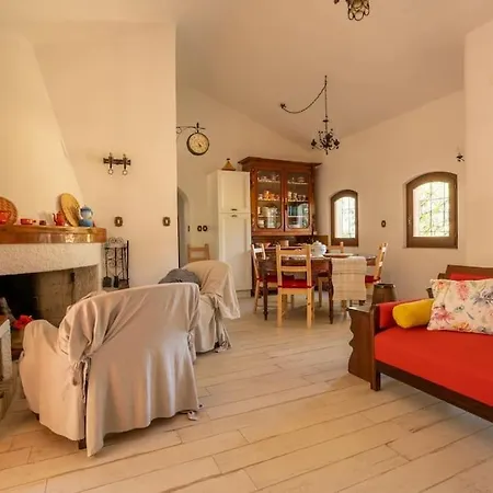 I Pini 50 Mt Dalla Holiday home *